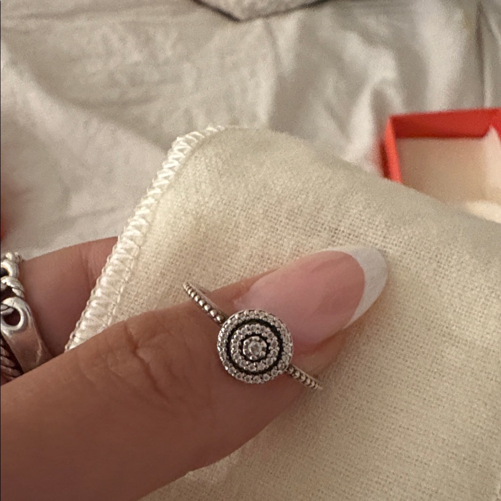 Retired Pandora Radiant Elegance Ring Size 6